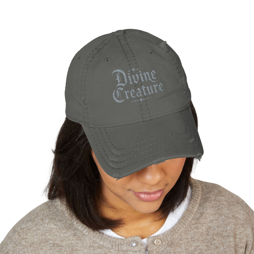 Divine creature (Embroidery)