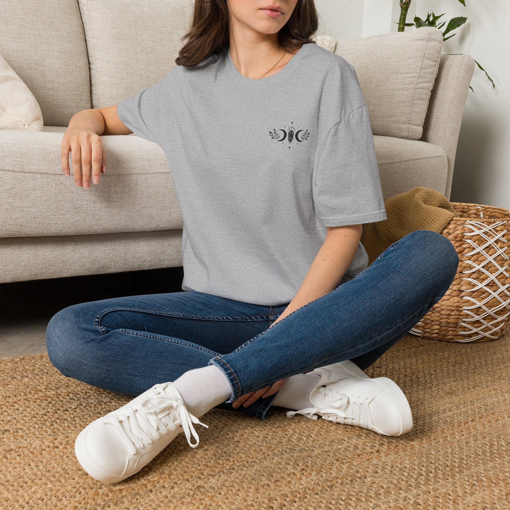 Be nice to me. I'm talking to the moon about you Tee
