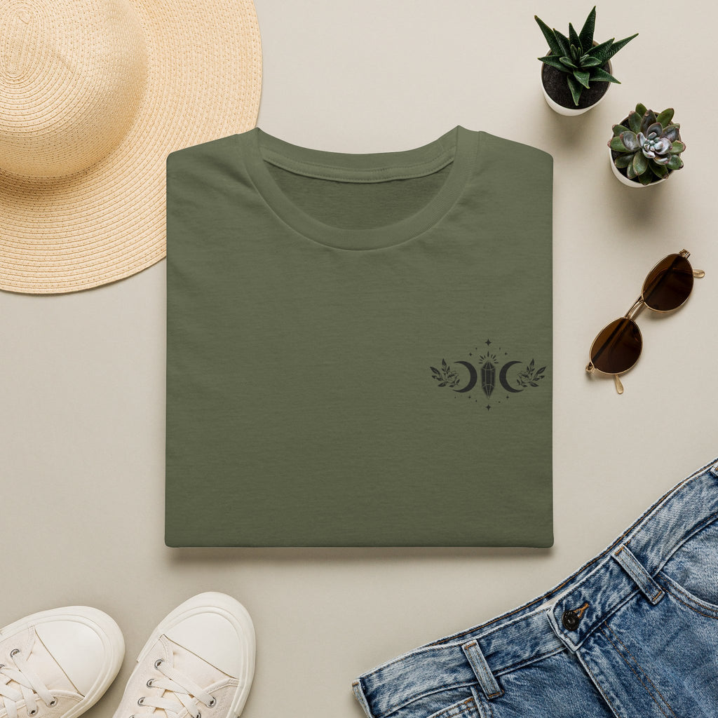 Be nice to me. I'm talking to the moon about you Tee