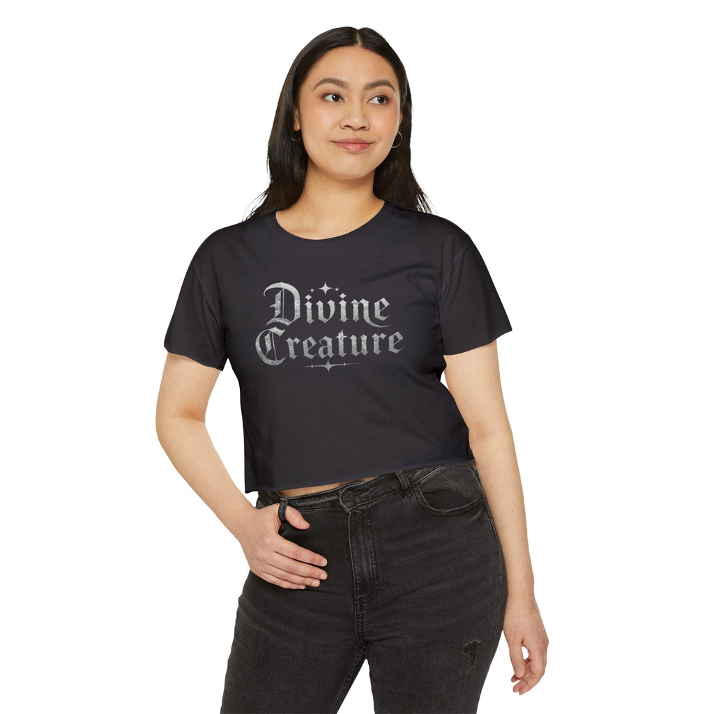 Divine creature (no fangs) cropped tee